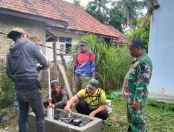 Pasang Pipa Sumur Bor, Satgas TMMD Permudah Warga Dapatkan Air Bersih