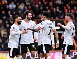 Mohamed Salah Gemilang! Dua Golnya Bawa Liverpool Taklukkan Bournemouth