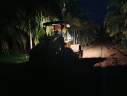 Kejar Target, Peningkatan Jalan Dilakukan Malam Hari
