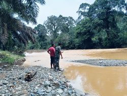 Mekanik Alat Berat Hanyut di Pulau Cinto, Satu Selamat Satu Lagi Belum Ditemukan