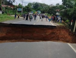 Jalan Lintas Sumatera Jambi – Sumbar Putus Total
