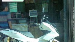 Tak Jauh dari Polsek, Toko Penadah Emas Hasil Peti Bebas Beroperasi