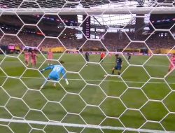 PSG Bantai Inter Miami 4-0: João Neves Menari, Hakimi Menggila, Messi Tak Berkutik