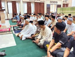 Keluarga Besar Polres Tebo Gelar Sholat Idul Adha, di Aula Bhayangkara