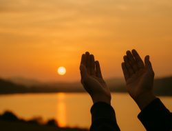 Cara Bersyukur yang Tepat agar Hidup Lebih Tenang dan Bermakna