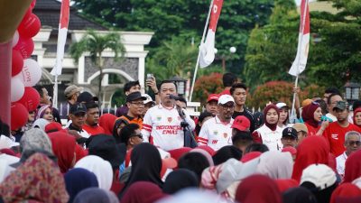 Lepas Jalan Santai, Gubernur Al Haris Ajak Bangun Jambi di Semua Sektor