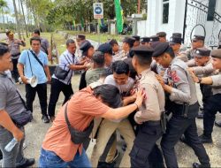 Polres Tebo Gelar Simulasi Pengamanan Kantor Bupati dan DPRD