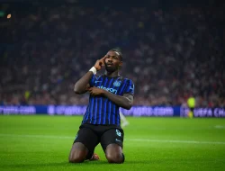 Inter Kalahkan Ajax 2-0 di Amsterdam, Thuram Cetak Brace