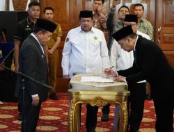 Gubernur Al Haris Dorong Pengelolaan Zakat yang Baik pada Pelantikan Pimpinan BAZNAS Jambi
