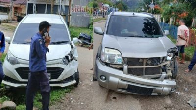 Mobil Parkir Disenggol, Kecelakaan di Depan Damkar Rantau Pandan Berakhir Damai
