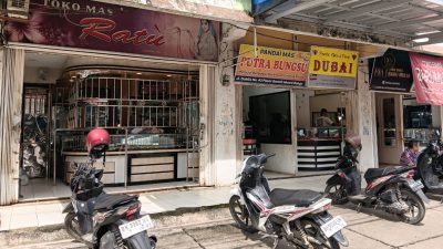 Sepekan Harga Emas di Bungo Tembus Rp7,6 Juta per Mayam