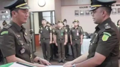 Pisah Sambut Empat Kepala Seksi, Ini Pesan Kajari Tebo Abdurachman