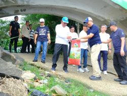 Wagub Sani Pimpin Gotong Royong Massal Gerakan Indonesia ASRI di Danau Sipin