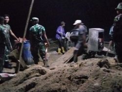 Berjibaku Bersama Warga, Kodim 0416 Bute Kerja Lembur Bangun Jembatan di Dusun Rantau Duku
