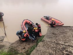 Mandi di Sungai Batang Merangin Remaja 19 Tahun Tenggelam