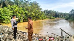 Tindaklanjuti Laporan Masyarakat, Polsek Pelepat Halau Aktivitas Dompeng di Sungai Gurun