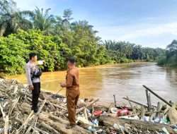 Tindaklanjuti Laporan Masyarakat, Polsek Pelepat Halau Aktivitas Dompeng di Sungai Gurun