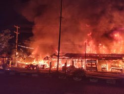 Breaking News…Kebakaran Hebat Terjadi di Pasar Atas Muara Bungo