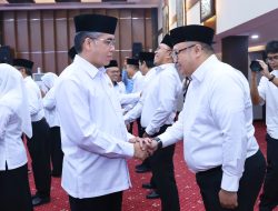 Lantik 12 Pejabat, Menaker Tekankan Jabatan sebagai Amanah dan Prioritas Layanan Publik