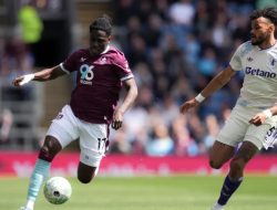 Burnley Tahan Imbang Aston Villa 2-2 di Turf Moor