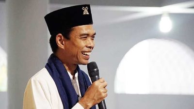 UAS: Seberat Apa Pun Masalah Hidup, Jangan Tinggalkan Sholat