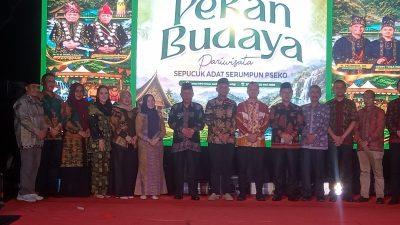 ​Wagub Abdullah Sani Tutup Pekan Budaya Sarolangun, Tekankan Budaya Sebagai Solusi Global