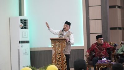 Lepas Kloter Perdana Keberangkatan Haji 2026 Provinsi Jambi, Gubernur Al Haris Tegaskan Komitmen Pelayanan Terbaik untuk Jema’ah