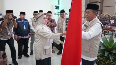 Pesan Wagub Sani Saat Lepas 444 JCH BTH 20, Sempurnakan Rukun Haji, Doakan Jambi dari Tanah Suci
