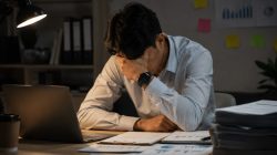 Kalau Tujuan Hidup Hanya Dunia dan Manusia, Lelahnya Tak Akan Pernah Selesai