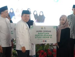 Gelar 10 Muharram 1448 H/2026 M, Pemprov Jambi Beri Santunan kepada 2.000 Anak Yatim dan Difabel