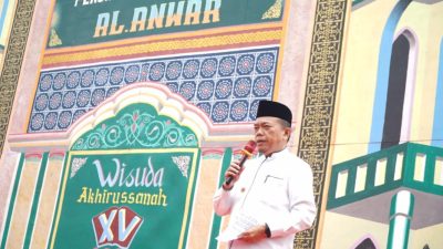 Gubernur Al Haris Doakan Santri Ponpes Al-Anwar Jadi Generasi Berakhlak Mulia dan Berprestasi