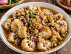 Resep Tahu Gejrot Khas Cirebon, Camilan Pedas Asam Manis yang Menggugah Selera