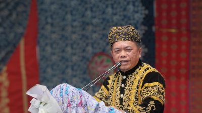 Gubernur Al Haris Dianugerahi Gelar Adat Kehormatan Depati Amanah Negroi Tanoh Sunge Pnoh