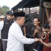 Gubernur Al Haris Tinjau Korban Kebakaran, Bantuan BTT dan BAZNAS Disiapkan