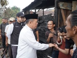 Gubernur Al Haris Tinjau Korban Kebakaran, Bantuan BTT dan BAZNAS Disiapkan