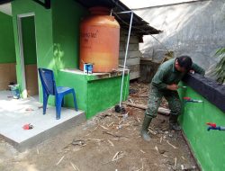 Satgas TMMD Percepat Wudhu Jamaah di Langgar Nurul Fajri