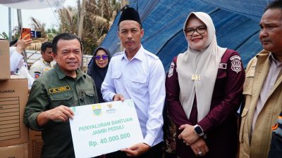 Gubernur Al Haris Datangi Korban Kebakaran di Lagan Tengah, Bantu Pembangunan Rumah