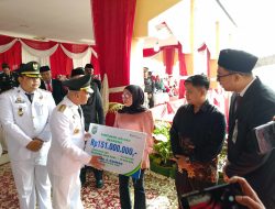 Hari Kemerdekaan, BPJS Ketenagakerjaan Muara Bungo Serahkan Santunan Ratusan Juta Kepada Ahli Waris