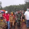 Al Haris dan Pangdam Turun Padamkan Karhutla 86 Hektare di Tanjabtim