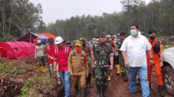 Al Haris dan Pangdam Turun Padamkan Karhutla 86 Hektare di Tanjabtim