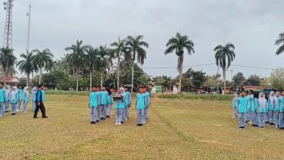 TNI-Polri Intensif Latih Paskibra HUT RI ke-81 Kecamatan Rimbo Bujang