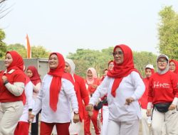 Semarak HUT ke-81 RI, DWP Provinsi Jambi Gelar Senam Bersama dan Gerakan Peduli Lingkungan