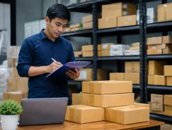 Stok Barang Sering Menumpuk? Ini Strategi Mengelola Persediaan agar Modal Bisnis Tidak Mandek”