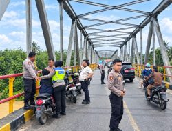 Polisi di Tebo Selamatkan Wanita Hendak Melompat dari Jembatan Batanghari