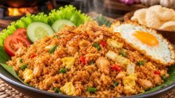 Kenapa Nasi Goreng Buatan Pedagang Lebih Wangi? Ternyata Ini 5 Rahasia Memasaknya