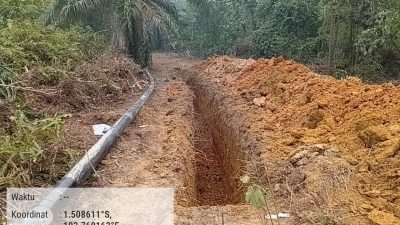 Tak Beri Izin, Kebun Sawit Malah Digali! Warga Somasi PT Montd’Or dan PT Olindo, Tuntut Pipa Dicabut